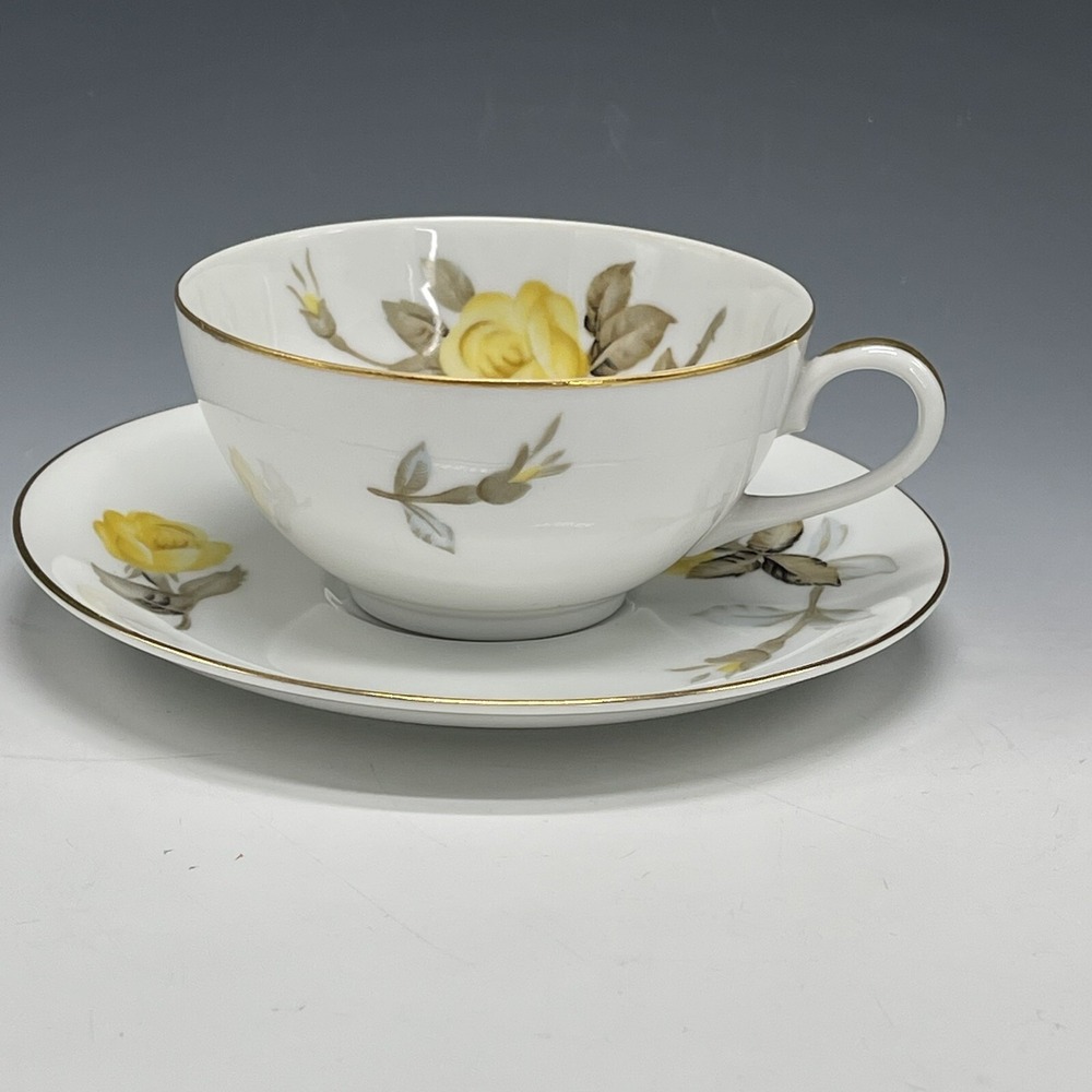 Vintage Cotillion by SANGO Georgianna Japan Teacup & Saucer‎